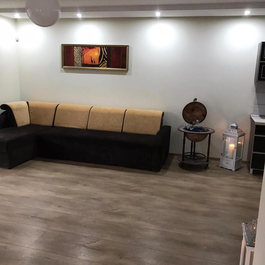 Urokliwy Domek Nad Brzegiem Jeziora Lubiatów Kültér fotó